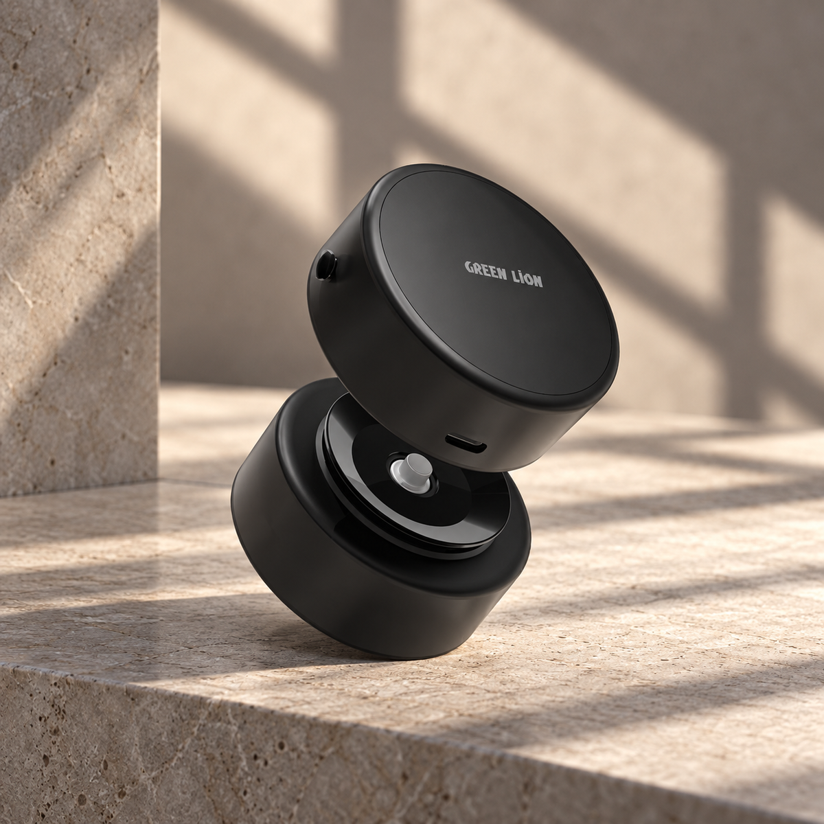 GLION AUTO SUCTION PHONE — GREY Studio editorial