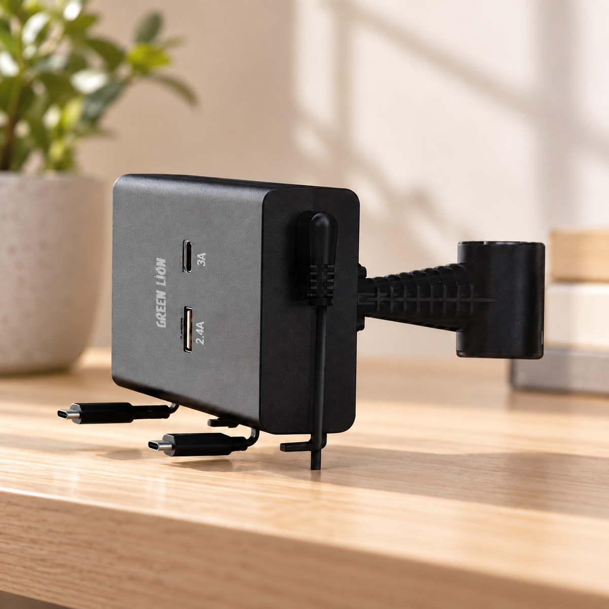 GLION BACKSEAT CAR CHARGE — GREY Studio lifestyle