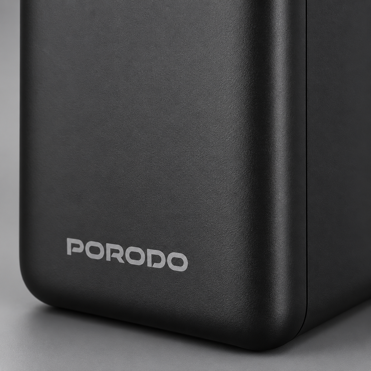 PORODO 80K POWERBANK 9581 — GREY Studio detail