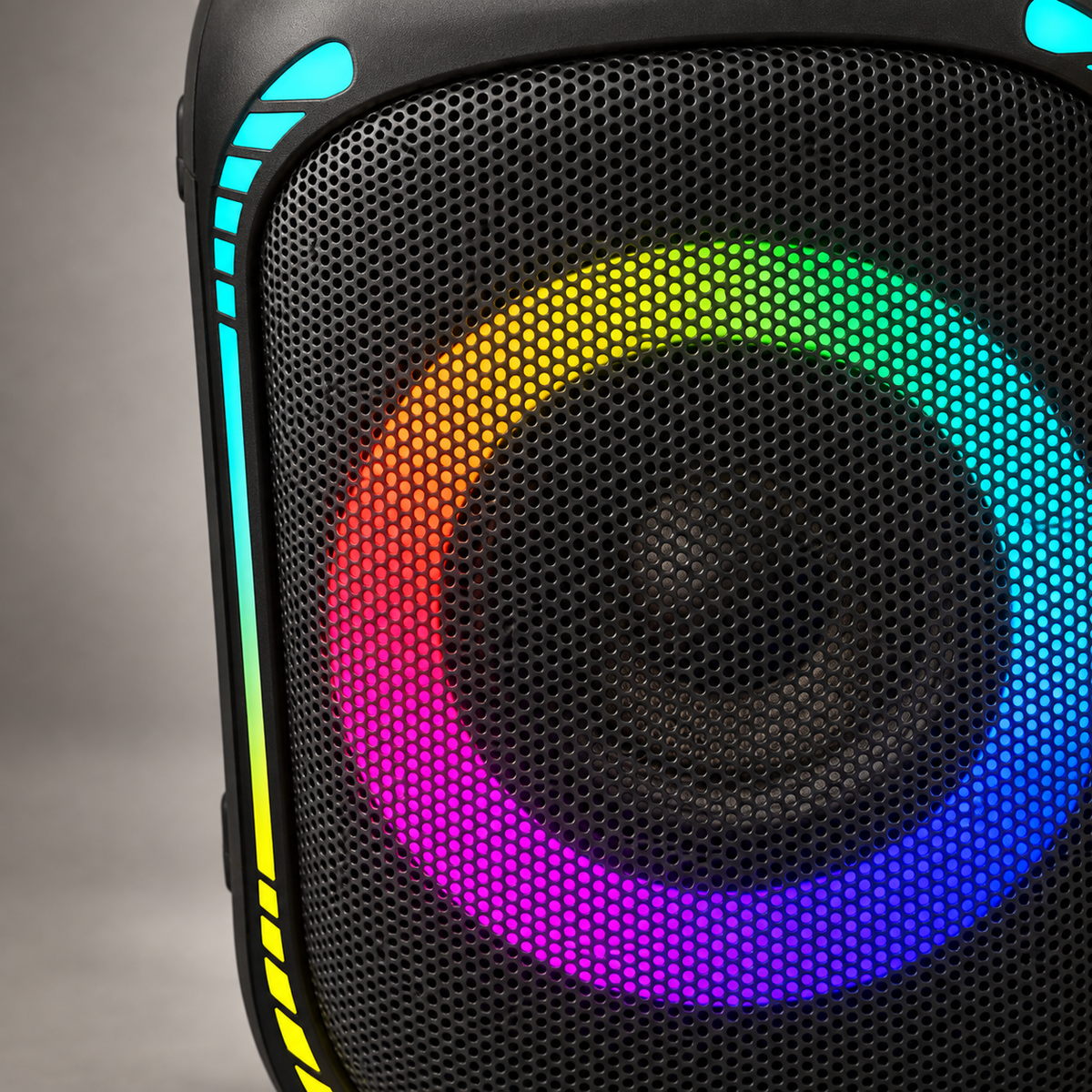 PORODO BASH PARTY 200 W — GREY Studio detail