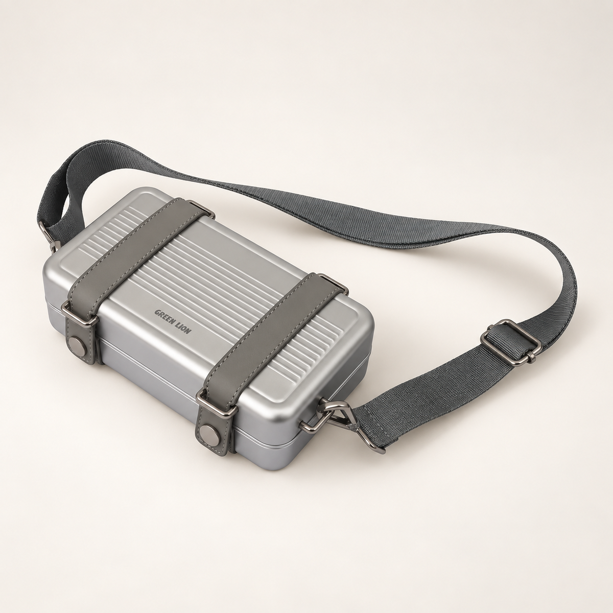 Green Lion Valancia Carry Bag - Silver — GREY Studio catalog