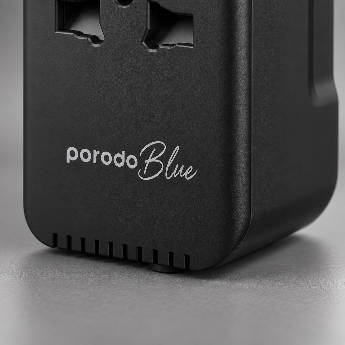 Porodo Blue Dual Port Universal Charger - Black — GREY Studio detail