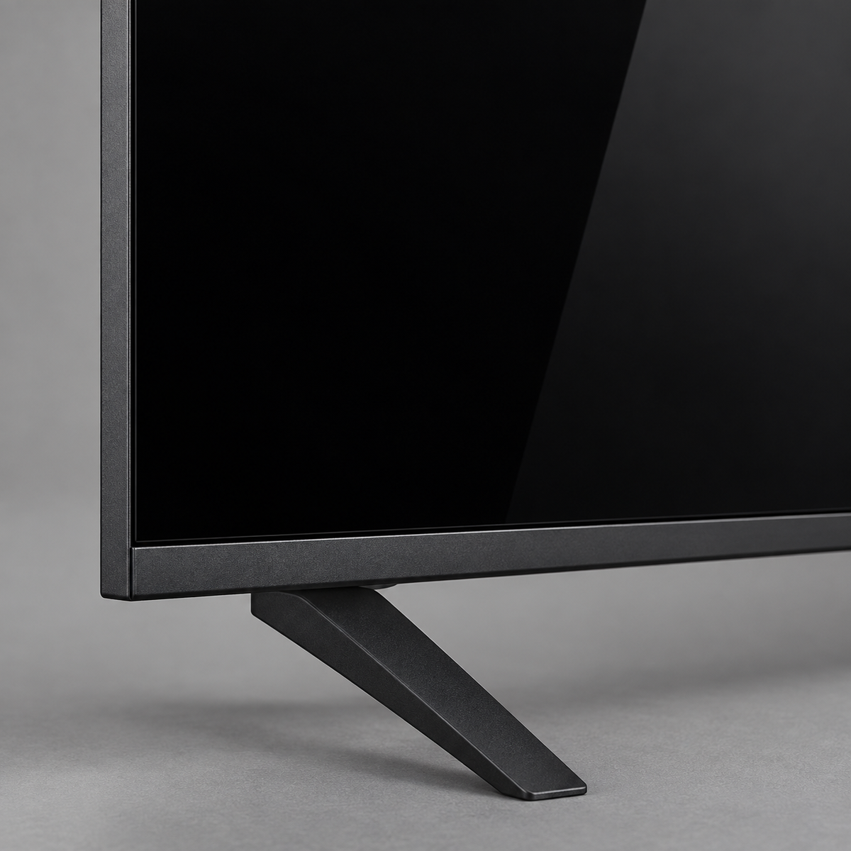 GREY Studio detail | Powerology 55" UHD Smart TV | P55SGTVBK