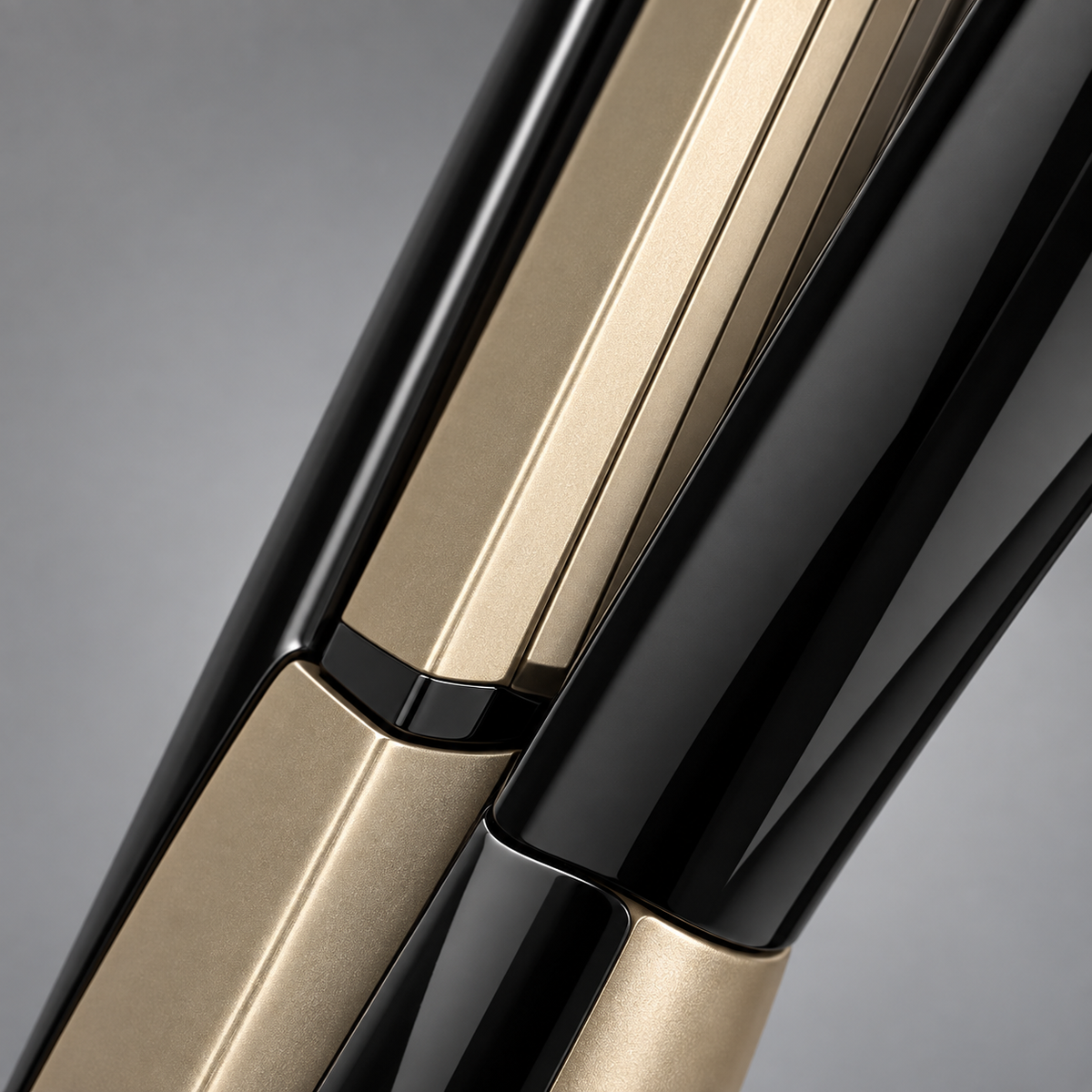 GREY Studio detail | Porodo Lifestyle 4 Style Hair Iron - Black | PD-LFST109-BK