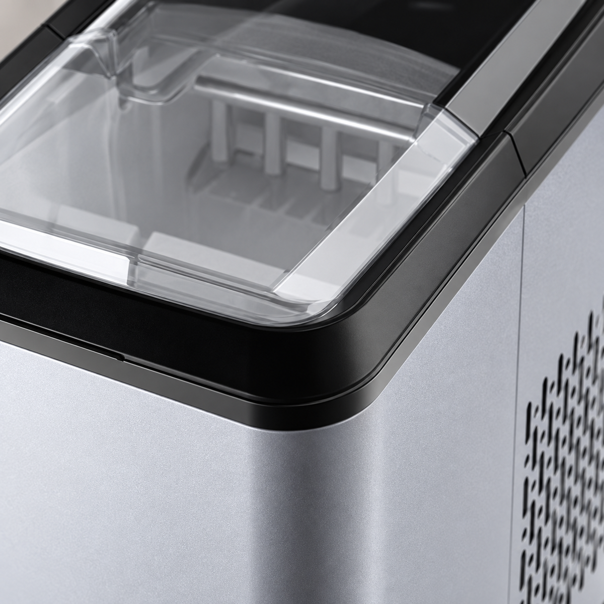 GREY Studio detail | Porodo Lifestyle Portable Outdoor Ice Cube Machine 2.2L 12kg | PD-LSICMV2-BK