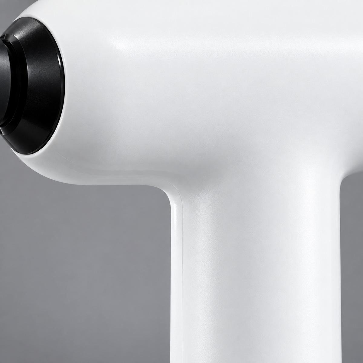 GREY Studio detail | Porodo Lifestyle Active Precision Massager - White | PD-LSMSGN-WH
