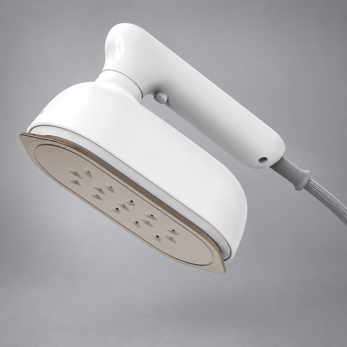 GREY Studio detail | Porodo Lifestyle Mini Steam Iron 1100W UK - White | PD-LSMSI-WH