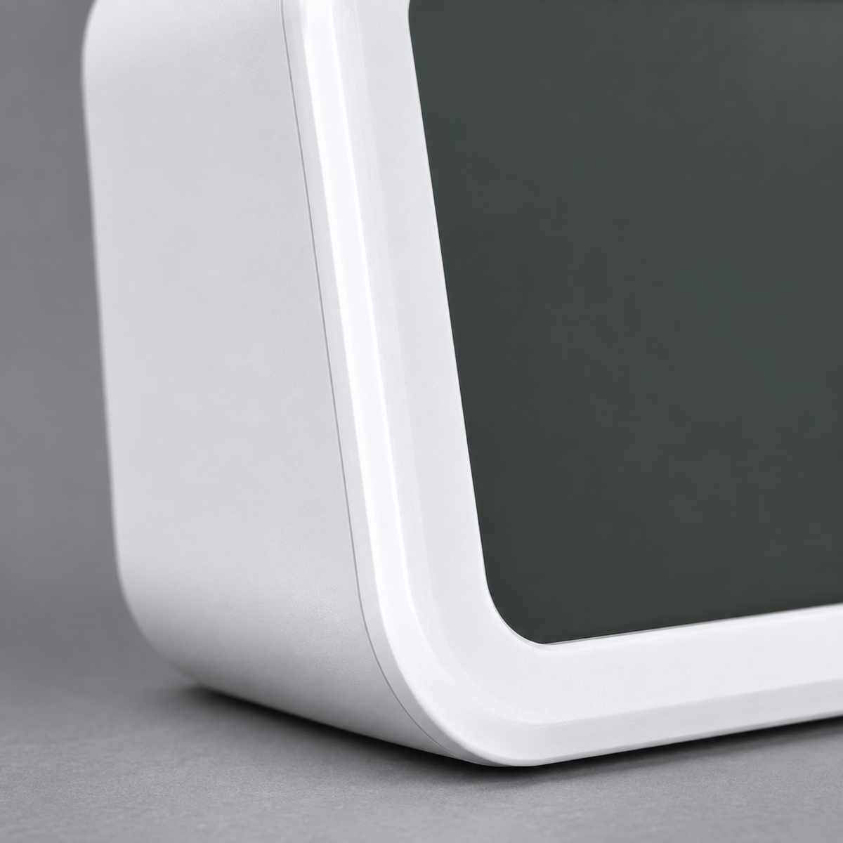 GREY Studio detail | Porodo Lifestyle 4 in 1 Temperature and Humidity Sensor - White | PD-LSTHSR-WH