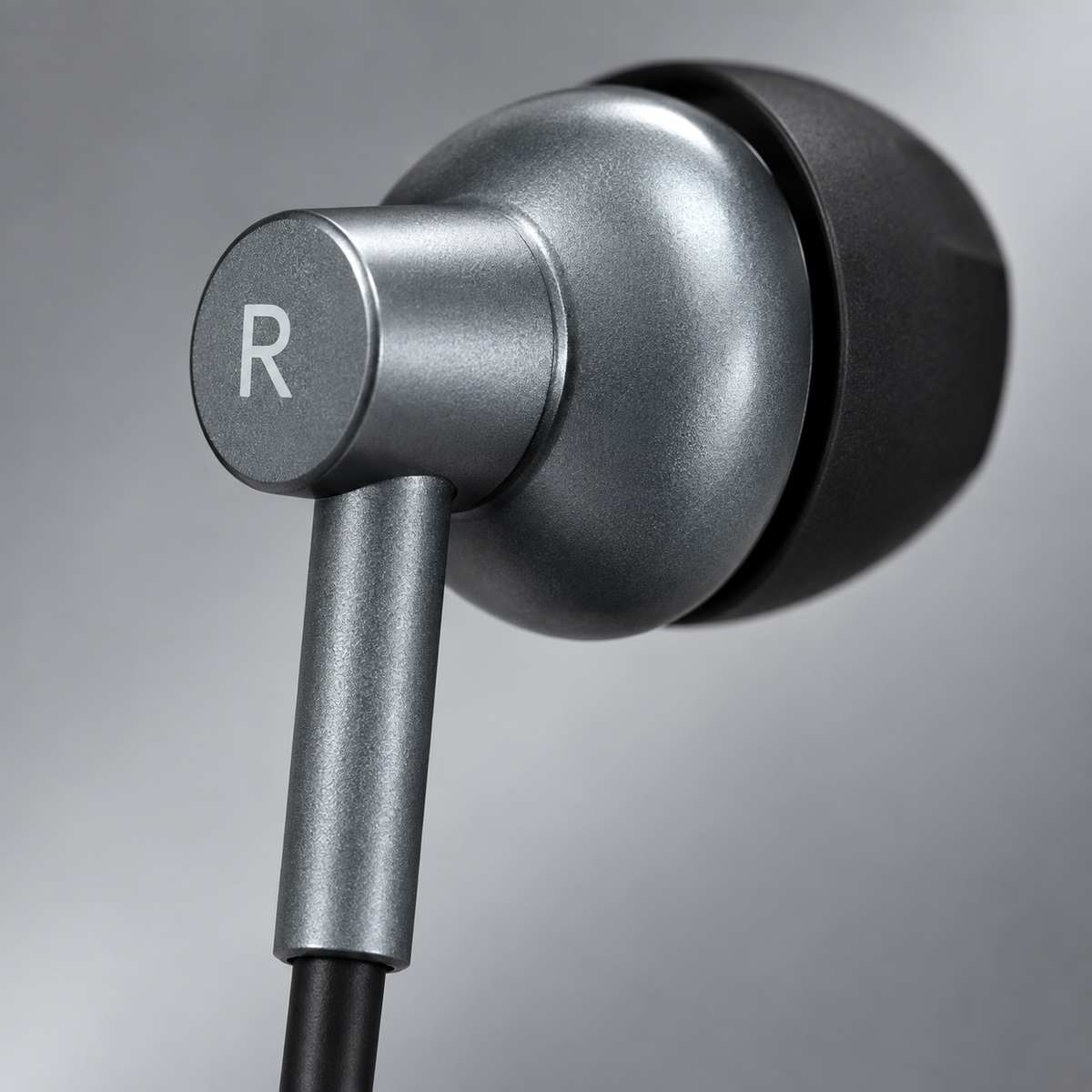 GREY Studio detail | Porodo Soundtec Stereo Earphones - Black | PD-STWLEP047-BK