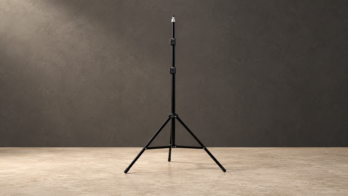 GREY Studio editorial | Porodo Portable Expandable Tripod - Black | PD21M2026BK