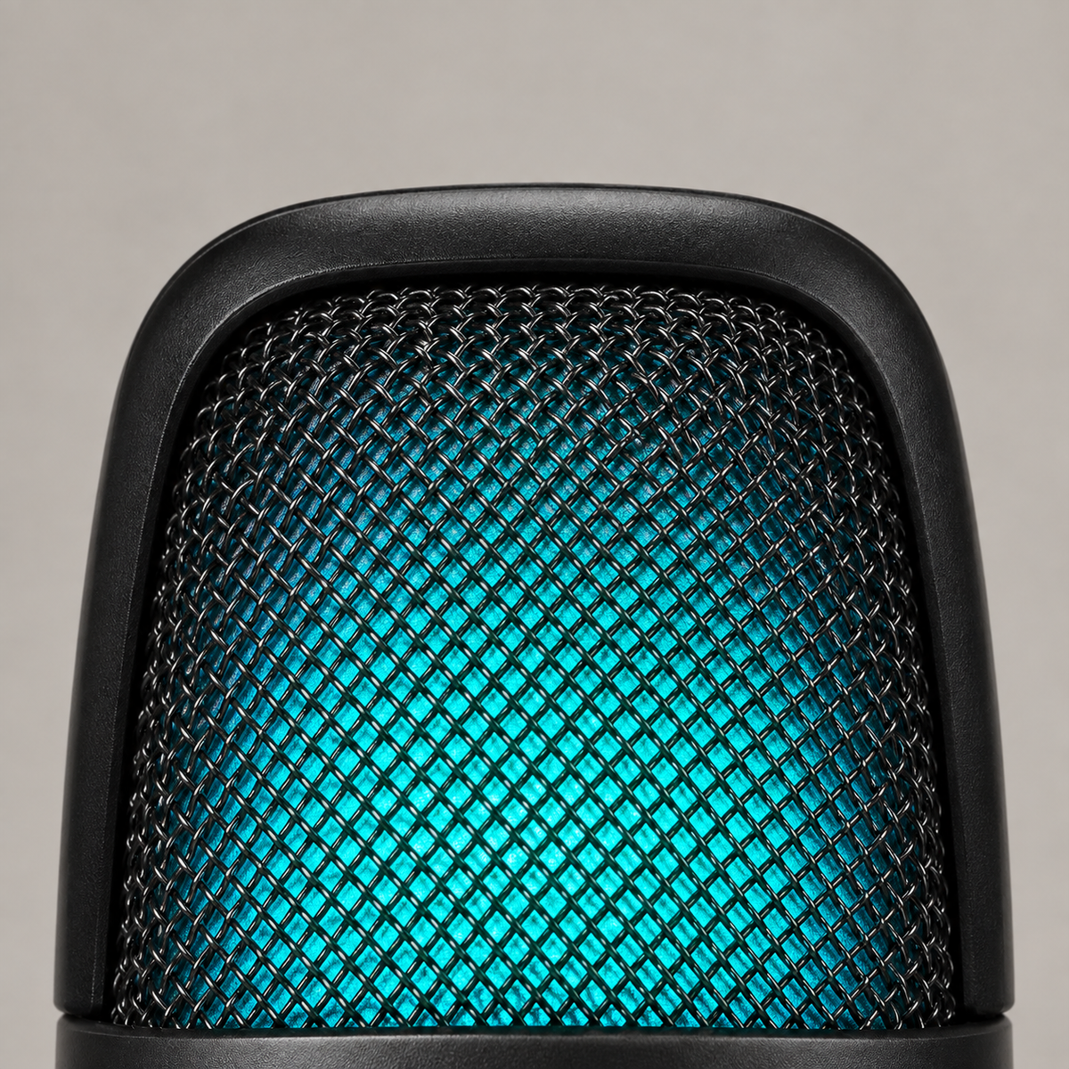 GREY Studio detail | Porodo Gaming Condenser Microphone - Black | PDX551