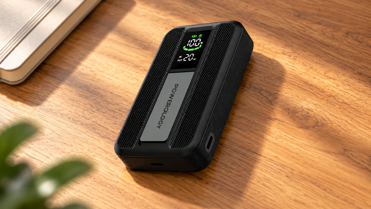 GREY Studio lifestyle | Powerology Vision 10000mAh MagSafe Power Bank - Black | PPBCHA98BK