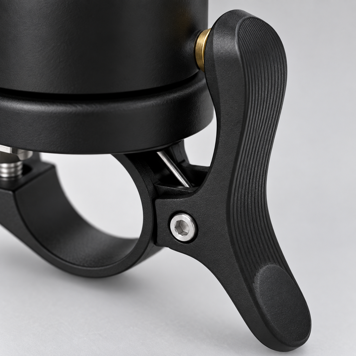 GREY Studio detail | Powerology Bicycle & Scooter Bell With Airtag Mount - Black | PPBCHAX3