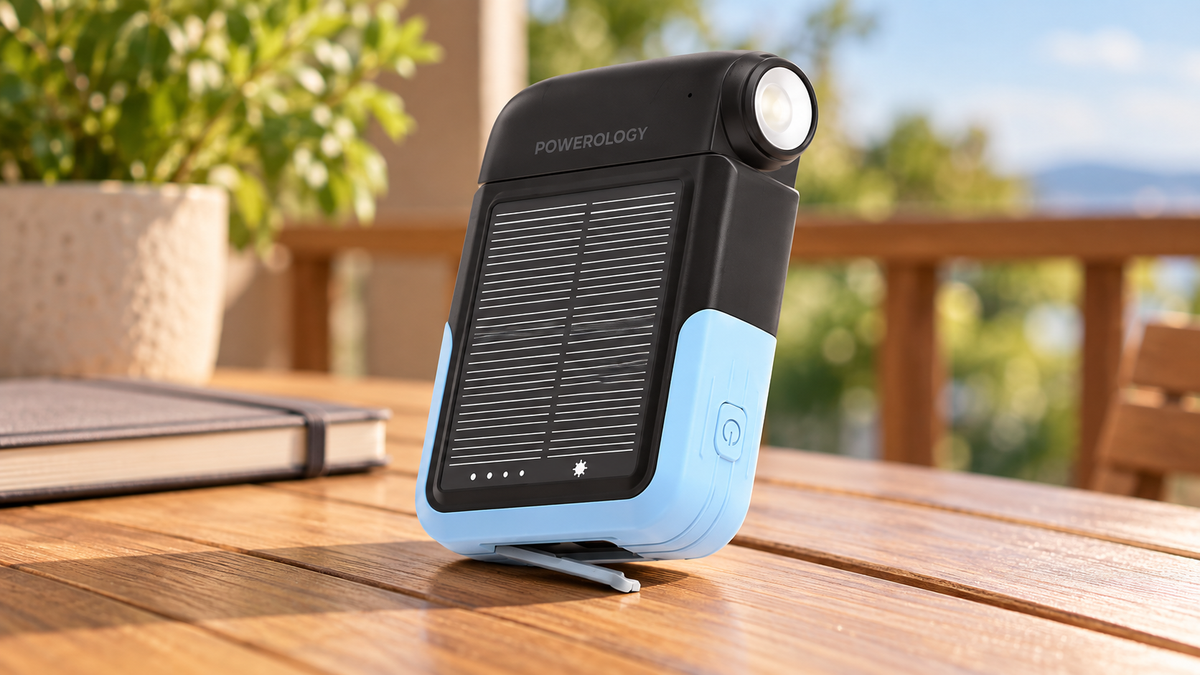 GREY Studio lifestyle | Powerology Sante 10000mAh Solar Power Bank - Black | PPBDS05BK