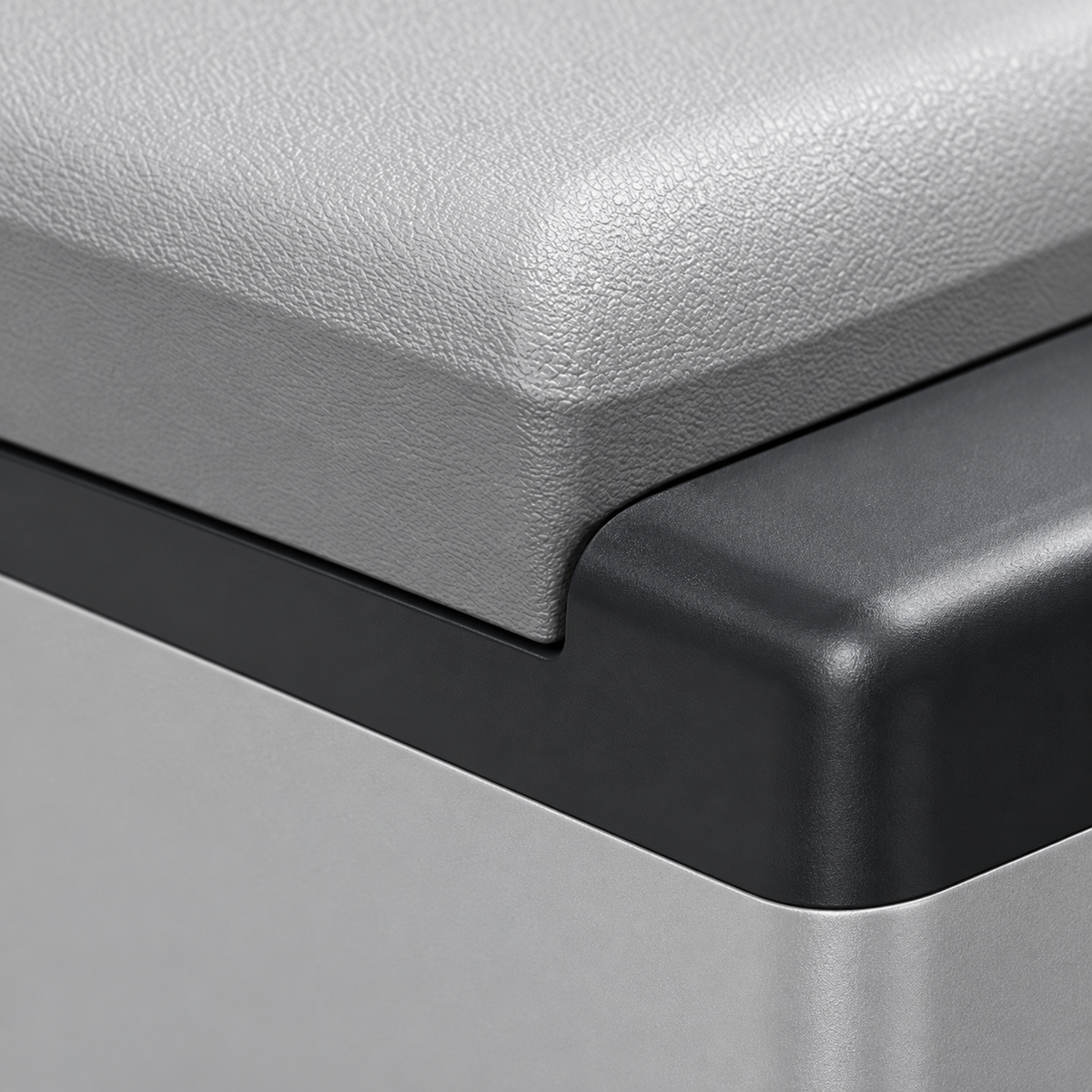 GREY Studio detail | Powerology Smart Portable Outdoor Fridge and Freezer | PPOF20LGY