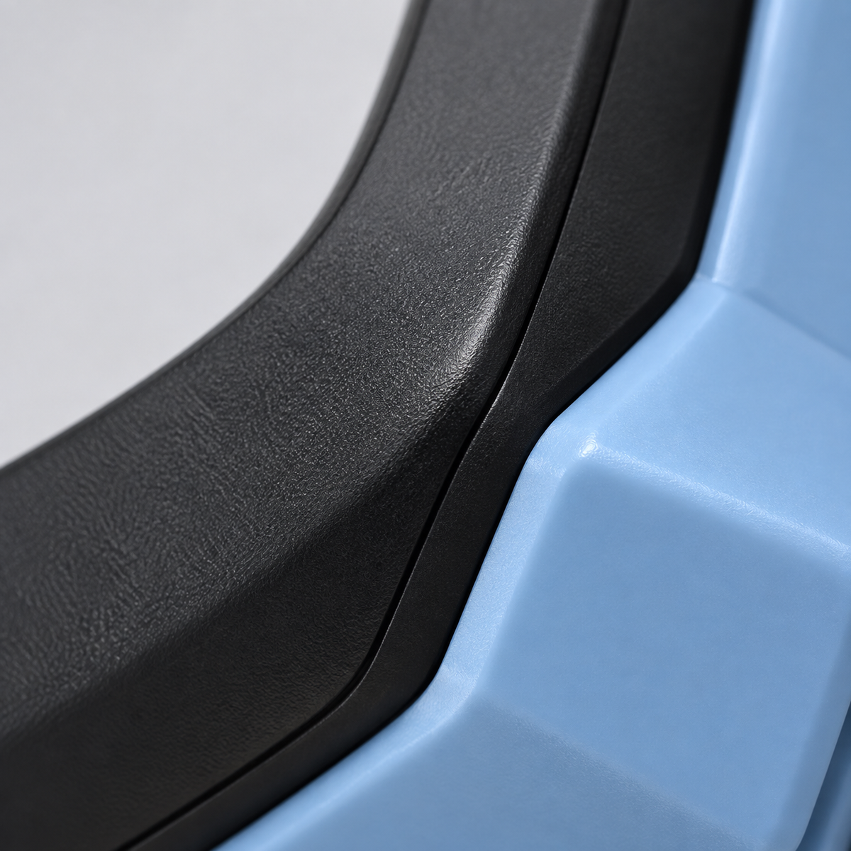 GREY Studio detail | Powerology VentoPower Outdoor 40K Oscillating Fan - Blue/Black | PWMDF92BLBK